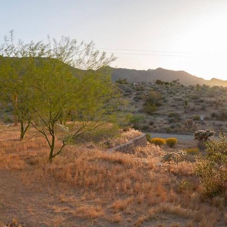 Experience Desert Serenity Gateway To Joshua Tree Exterior photo
